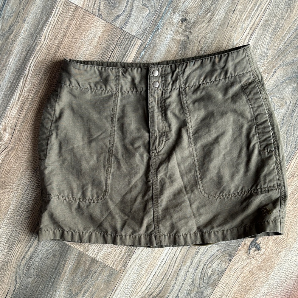Vintage Nike ACG Green Skort